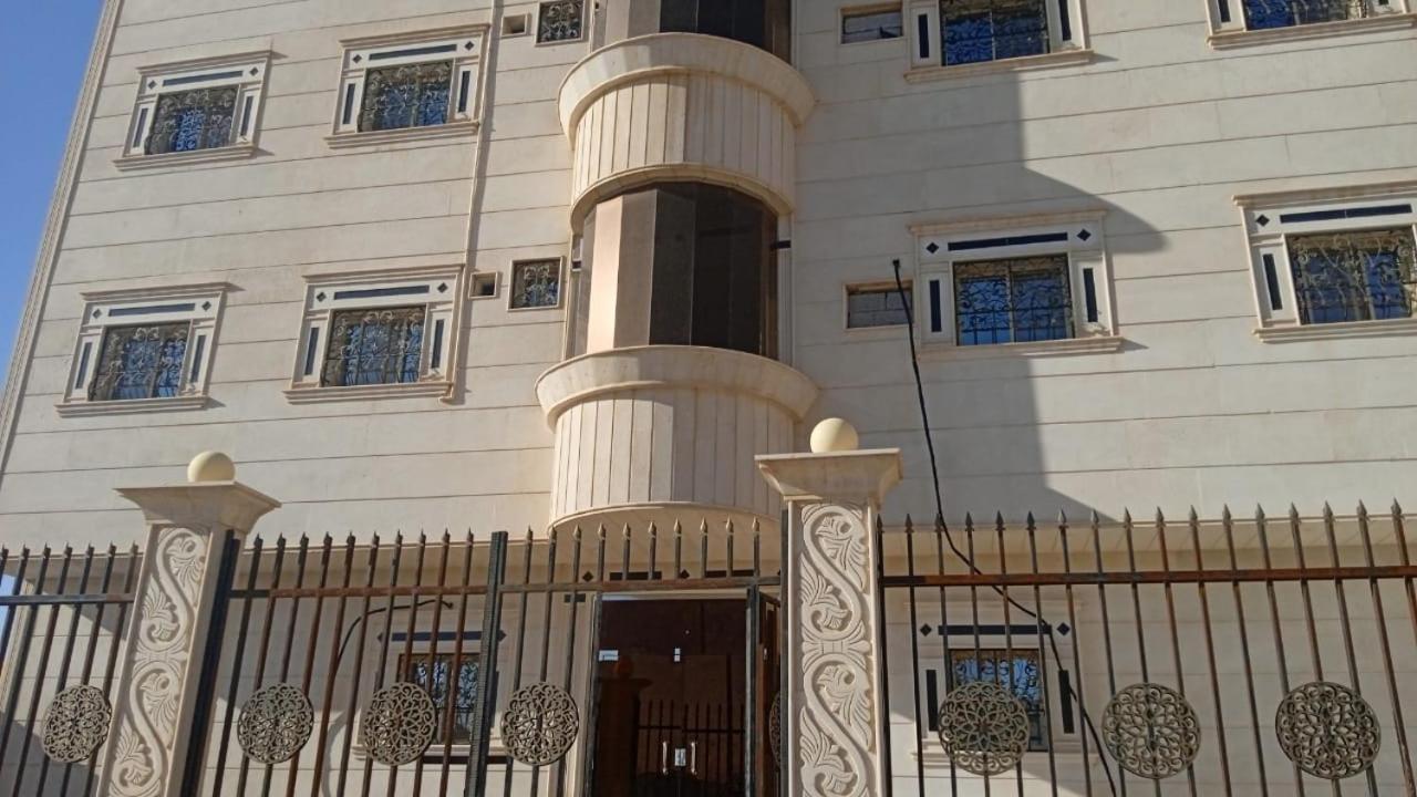 Lara Al Jawf Hotel Apartments Arar Exteriör bild