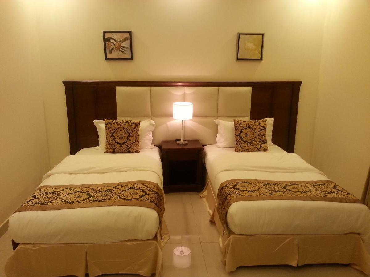 Lara Al Jawf Hotel Apartments Arar Exteriör bild